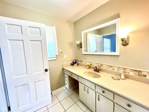 1025 Maple Drive Greenfield IN 46140