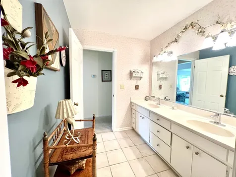 1025 Maple Drive Greenfield IN 46140