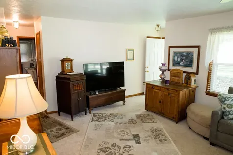 5701 Garden Drive Indianapolis IN 46217
