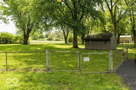 5701 Garden Drive Indianapolis IN 46217