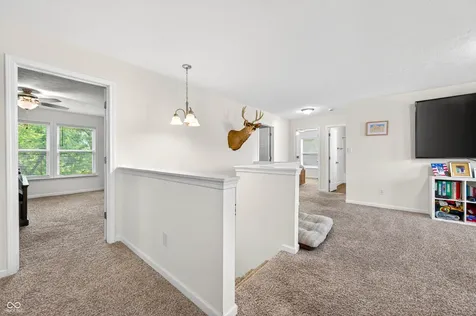 48 Manchester Drive Trafalgar IN 46181