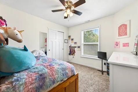 48 Manchester Drive Trafalgar IN 46181