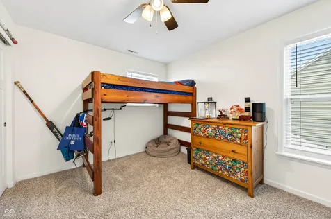 48 Manchester Drive Trafalgar IN 46181