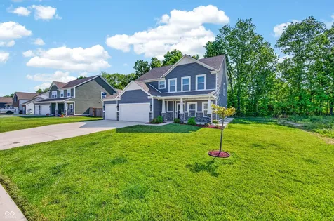 48 Manchester Drive Trafalgar IN 46181