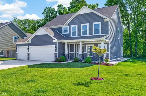 48 Manchester Drive Trafalgar IN 46181