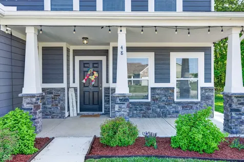 48 Manchester Drive Trafalgar IN 46181