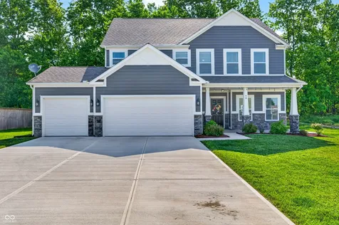 48 Manchester Drive Trafalgar IN 46181