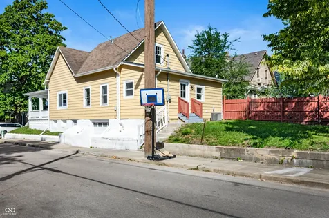 1667 Union Street Indianapolis IN 46225