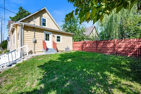 1667 Union Street Indianapolis IN 46225