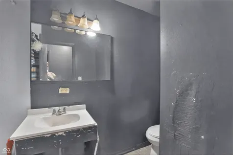 3610 Decamp Drive Indianapolis IN 46226