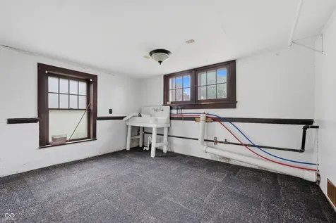 201 S Edgerton Street Fairland IN 46126