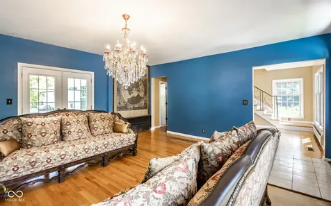5678 Allisonville Road Indianapolis IN 46220