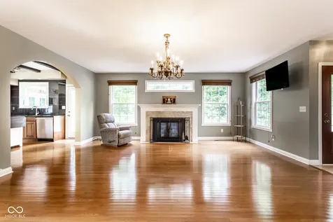 5678 Allisonville Road Indianapolis IN 46220