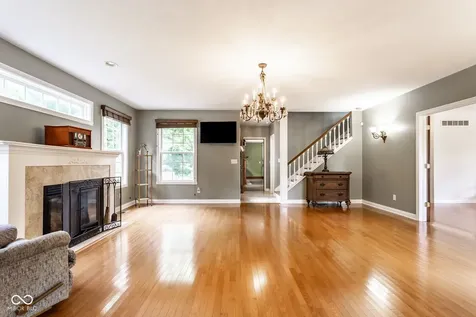 5678 Allisonville Road Indianapolis IN 46220