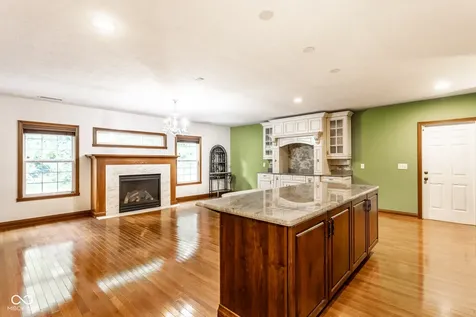 5678 Allisonville Road Indianapolis IN 46220