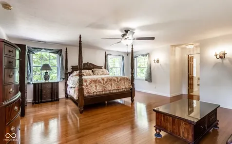5678 Allisonville Road Indianapolis IN 46220
