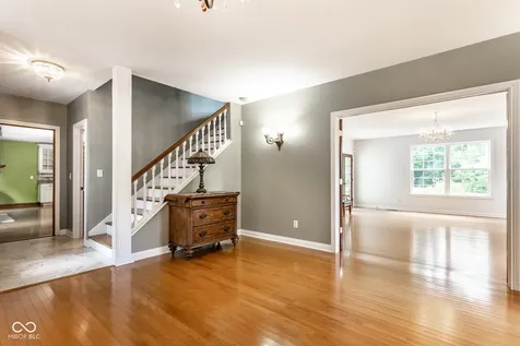 5678 Allisonville Road Indianapolis IN 46220