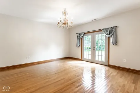 5678 Allisonville Road Indianapolis IN 46220