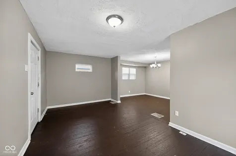 1525 Comer Avenue Indianapolis IN 46203