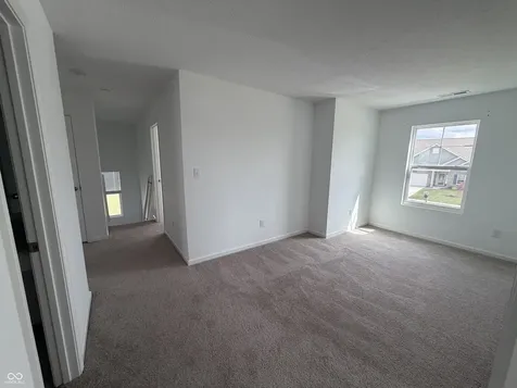 6652 W Sailboat Drive Greenfield IN 46140