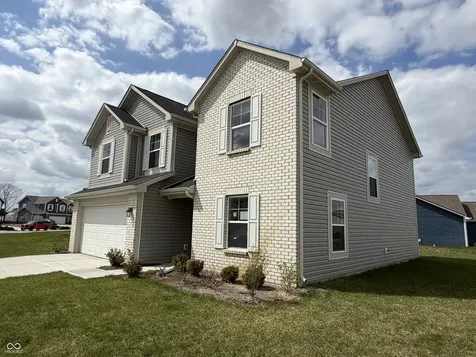 6652 W Sailboat Drive Greenfield IN 46140