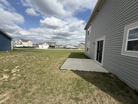 6652 W Sailboat Drive Greenfield IN 46140