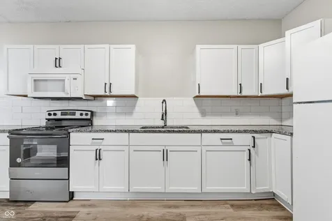 3844 Graceland Avenue Indianapolis IN 46208