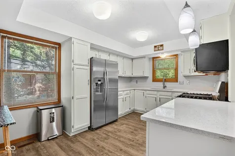 1142 Alydar Circle Indianapolis IN 46217