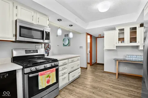 1142 Alydar Circle Indianapolis IN 46217