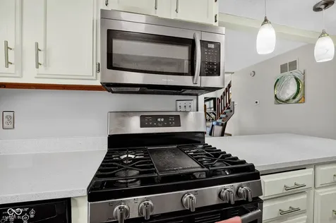 1142 Alydar Circle Indianapolis IN 46217
