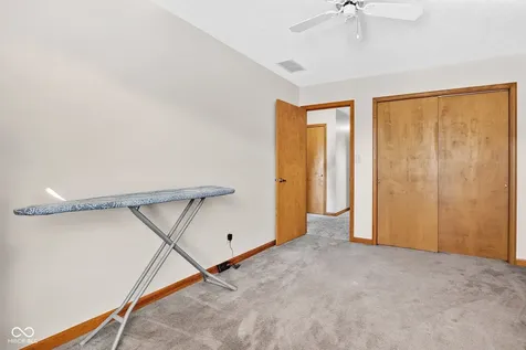 1142 Alydar Circle Indianapolis IN 46217