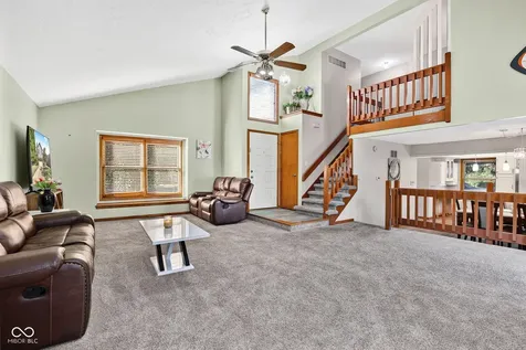 1142 Alydar Circle Indianapolis IN 46217