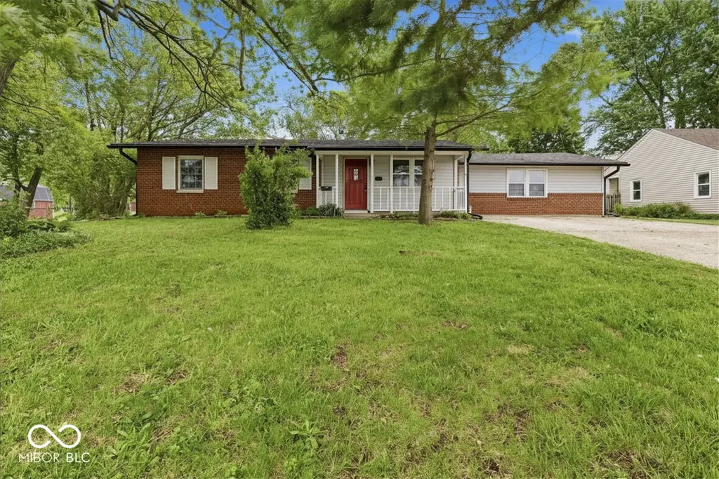 651 N Indiana Street Mooresville IN 46158