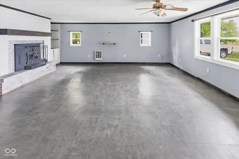 651 N Indiana Street Mooresville IN 46158