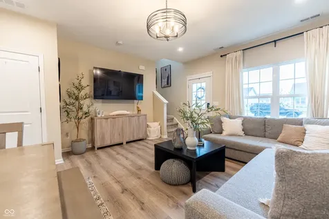 3477 Lehigh Avenue Westfield IN 46074