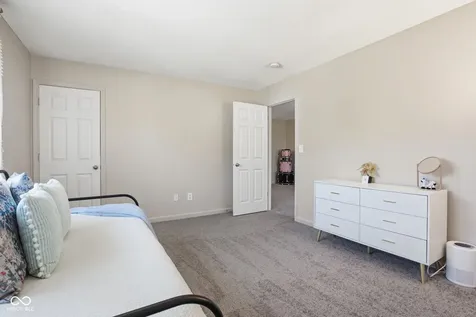 89 Spring Lake Drive Westfield IN 46074