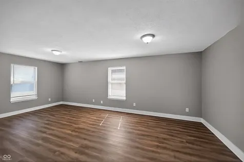 5020 Elliott Avenue Indianapolis IN 46201