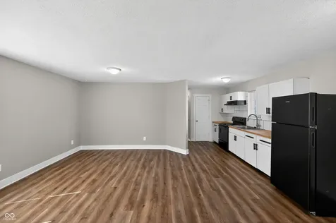 5020 Elliott Avenue Indianapolis IN 46201