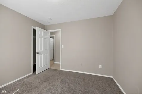 5020 Elliott Avenue Indianapolis IN 46201