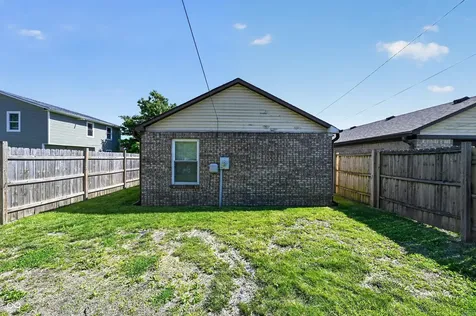 5020 Elliott Avenue Indianapolis IN 46201