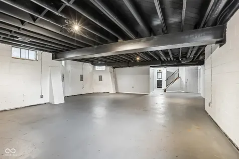 20 E Pleasant Run Parkway North Drive Indianapolis IN 46225