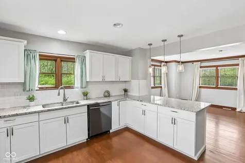20 E Pleasant Run Parkway North Drive Indianapolis IN 46225