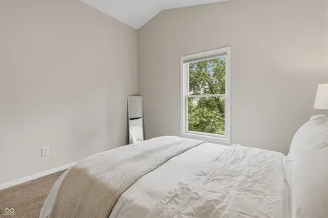 1132 Keeneland Court Carmel IN 46280