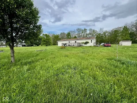 4792 W Fall Creek Road Crawfordsville IN 47933