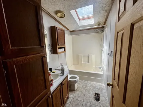 4792 W Fall Creek Road Crawfordsville IN 47933