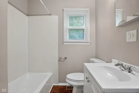8319 E 34th Street Indianapolis IN 46226