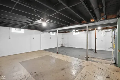 8319 E 34th Street Indianapolis IN 46226