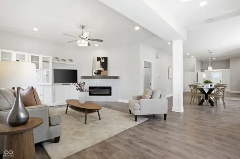 931 Villa Avenue Indianapolis IN 46203
