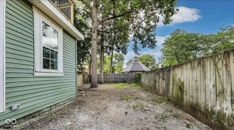 330 W 9th Street Anderson IN 46016