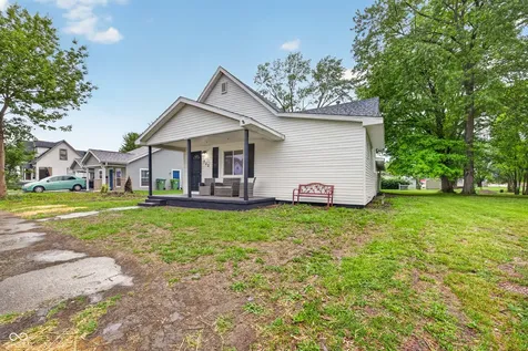 722 N Main Street Sullivan IN 47882